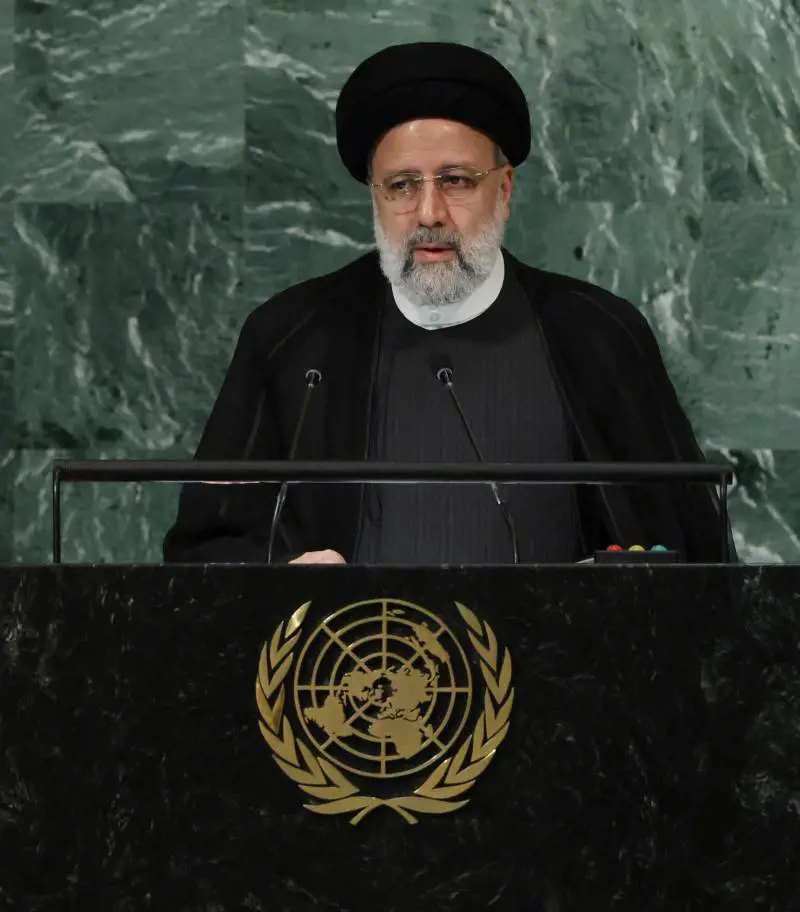 Il "metodo ayatollah": botte, spari e video falsi. Solo a Zahedan 82 morti