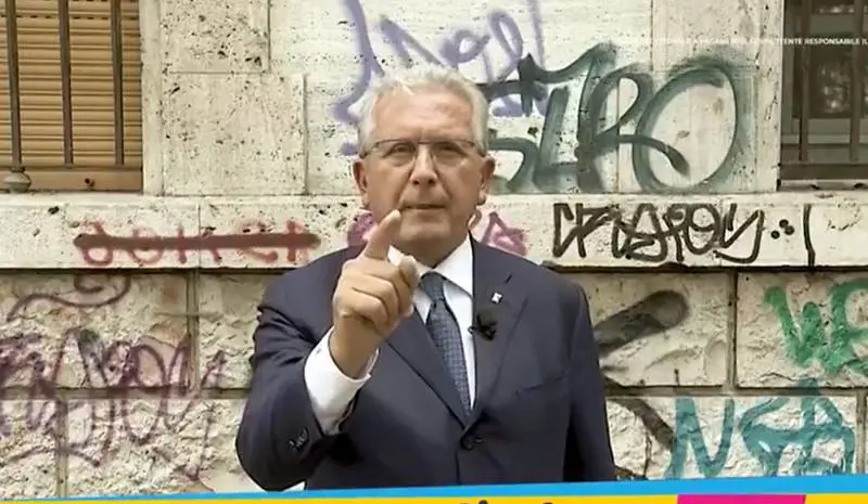 "Periferie oltre i limiti accettabili". L'autogol elettorale di Librandi