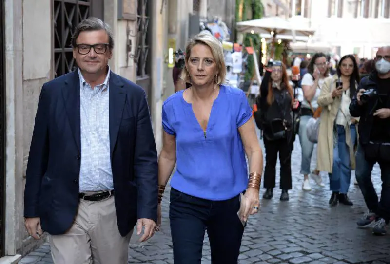 L'agenda Draghi va in soffitta. Calenda resta in singola cifra
