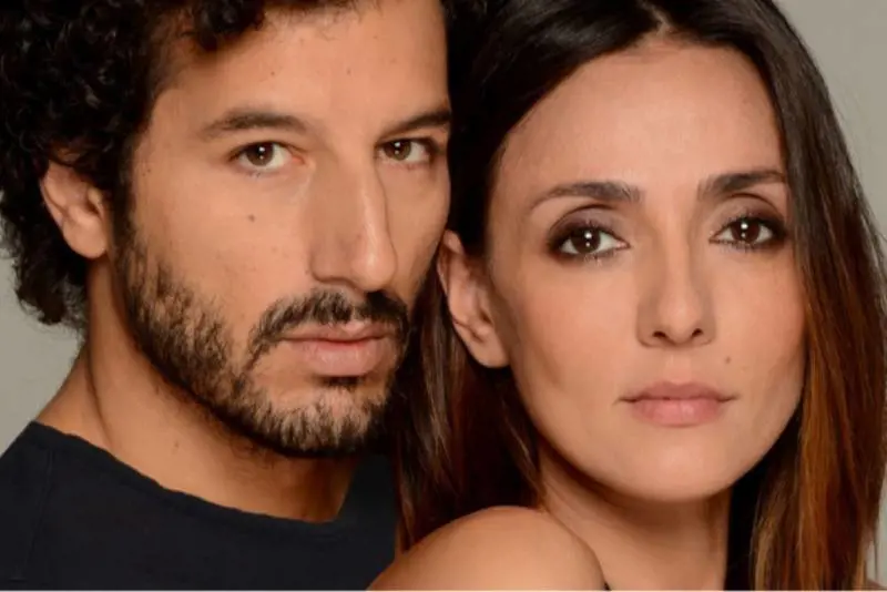 "Notte di fuoco con Francesco". Ambra Angiolini paparazzata col nuovo amore