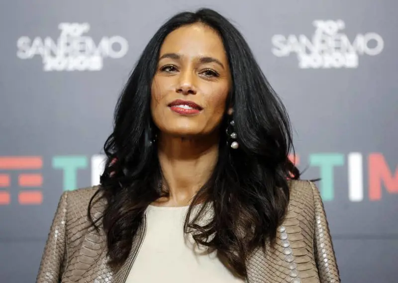 "Tre giorni dopo la vittoria della Meloni...". Il delirio social di Rula Jebreal