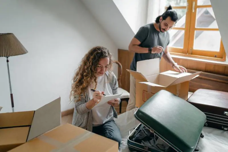 L'affitto si mangia metà del budget familiare: ecco tutti i calcoli