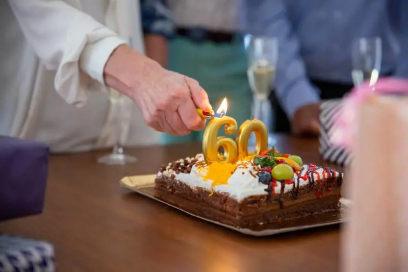 Torta per festeggiare i 60 anni di un uomo