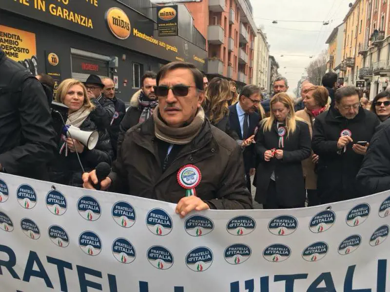 La sinistra perde in Aula sul "saluto romano". La Russa resta in giunta
