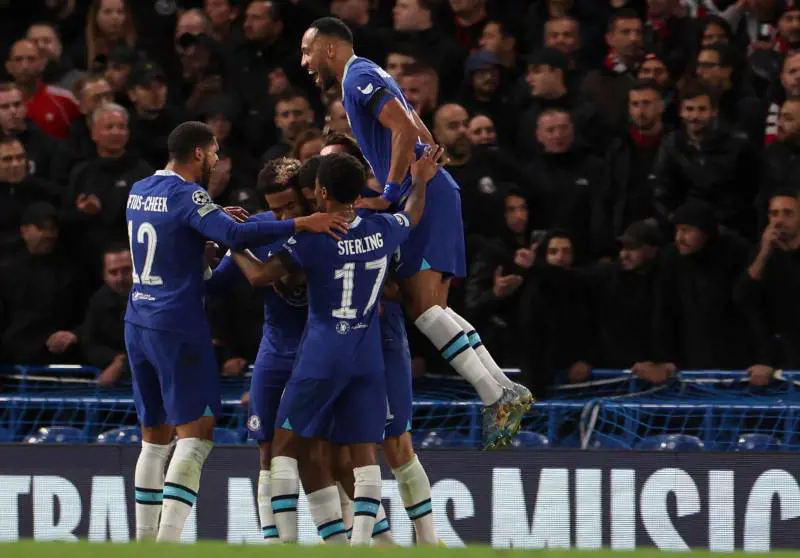 Il Chelsea va oltre Leao. I resti del Milan complicano la Champions