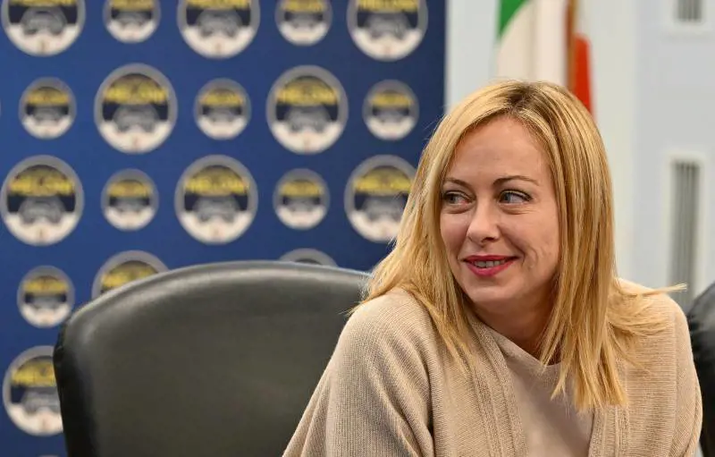 Il gelo tra i tre leader. Salvini sente Meloni: "Così tutto difficile". Mef, Giorgetti si sfila: "Non è il mio posto"