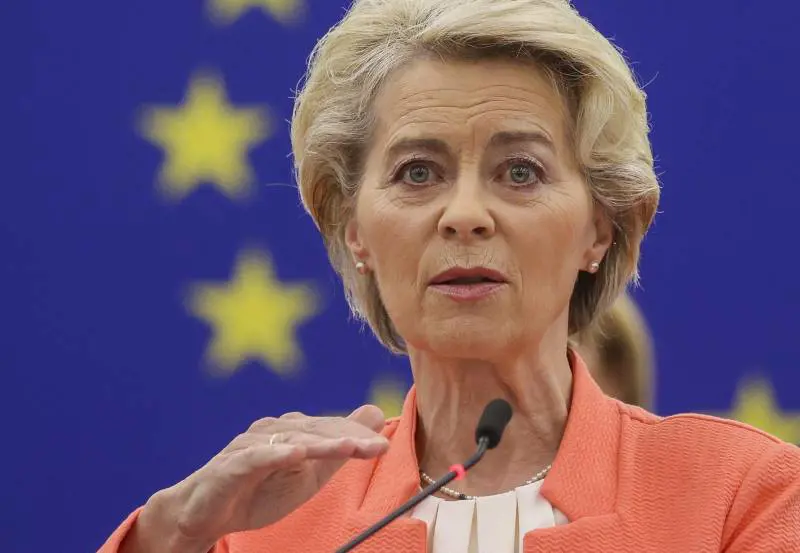 New York Times in causa contro la Von der Leyen. "Fuori gli sms con Pfizer"