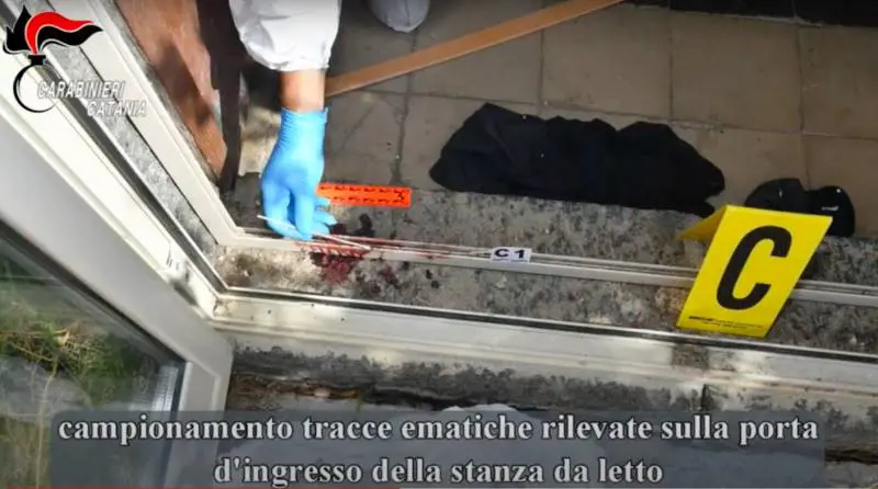Massacrò avvocato in una rapina: arrestato mentre scappava in Romania