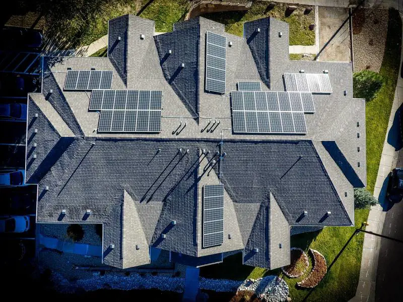 Energia, al via i bonus per sistemi collegati a impianti green