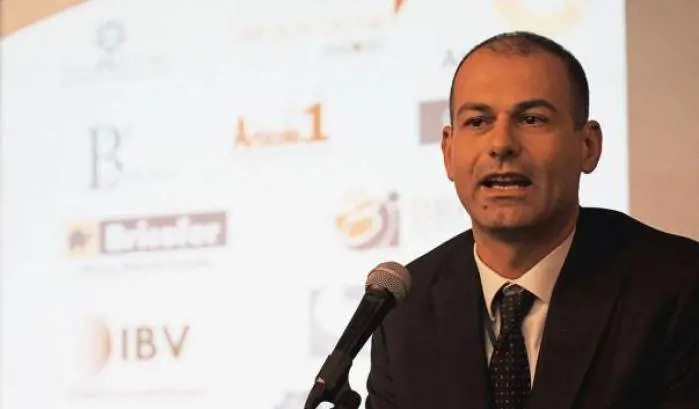 "Senza una buona politica ogni società muore"