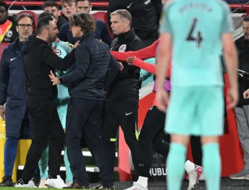 In Premier League scoppia la rissa: De Zerbi e Frank vengono quasi alle mani
