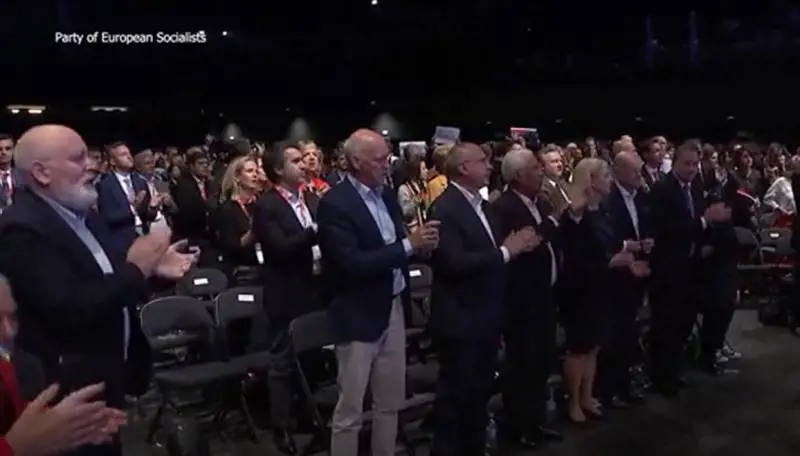 Letta canta "Bella ciao" in Europa. "Ecco le priorità della sinistra"