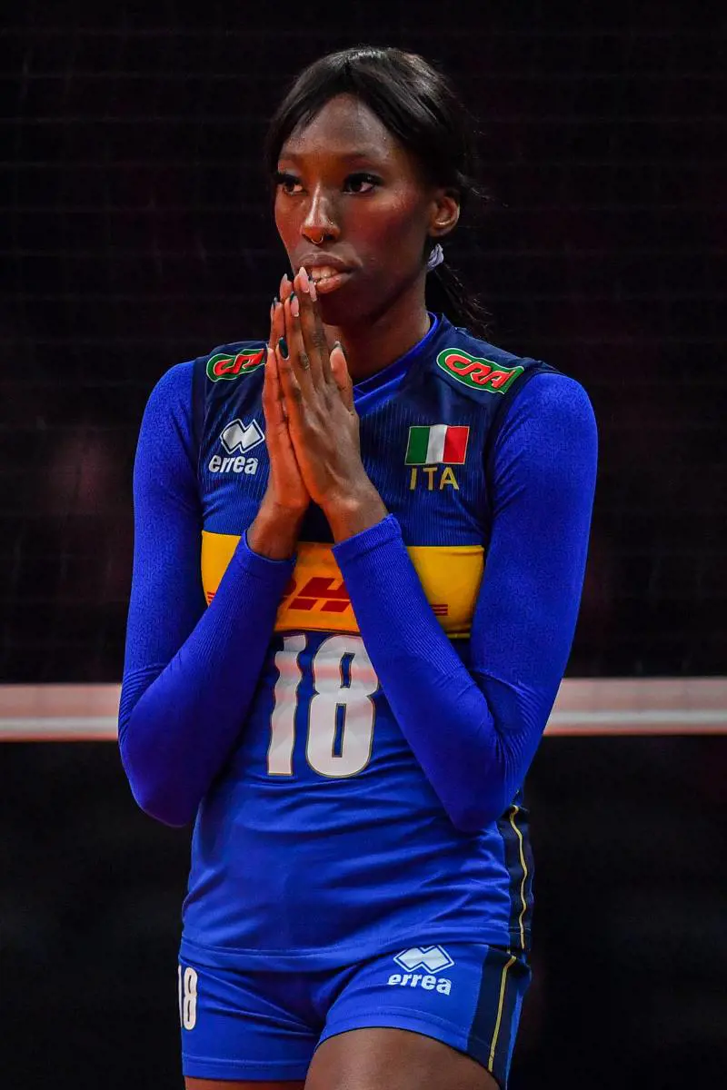 "Come fate a dormire sereni?". Paola Egonu attacca la Meloni e il governo