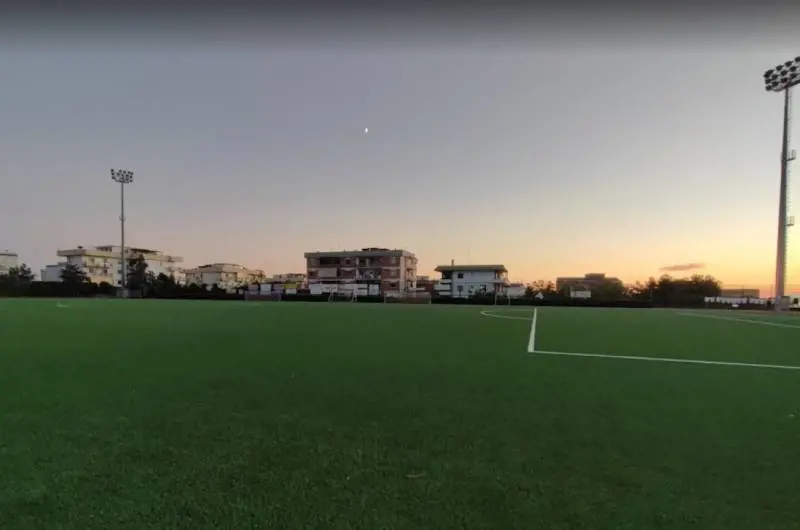 Ercolano, raid dei tifosi negli spogliatoi della squadra avversaria: paura allo stadio