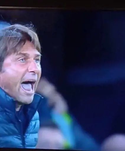 "Passa la palla, testa di...". La furia di Conte verso un suo calciatore