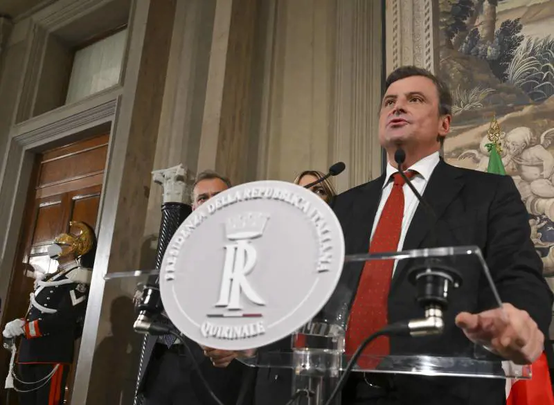 Calenda, faida contro la Bonino: "Vi paga Soros"