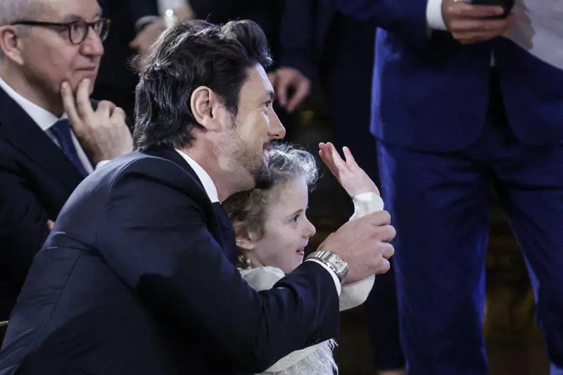 "Giorgia è una supermamma". Così il compagno commenta la giornata del giuramento