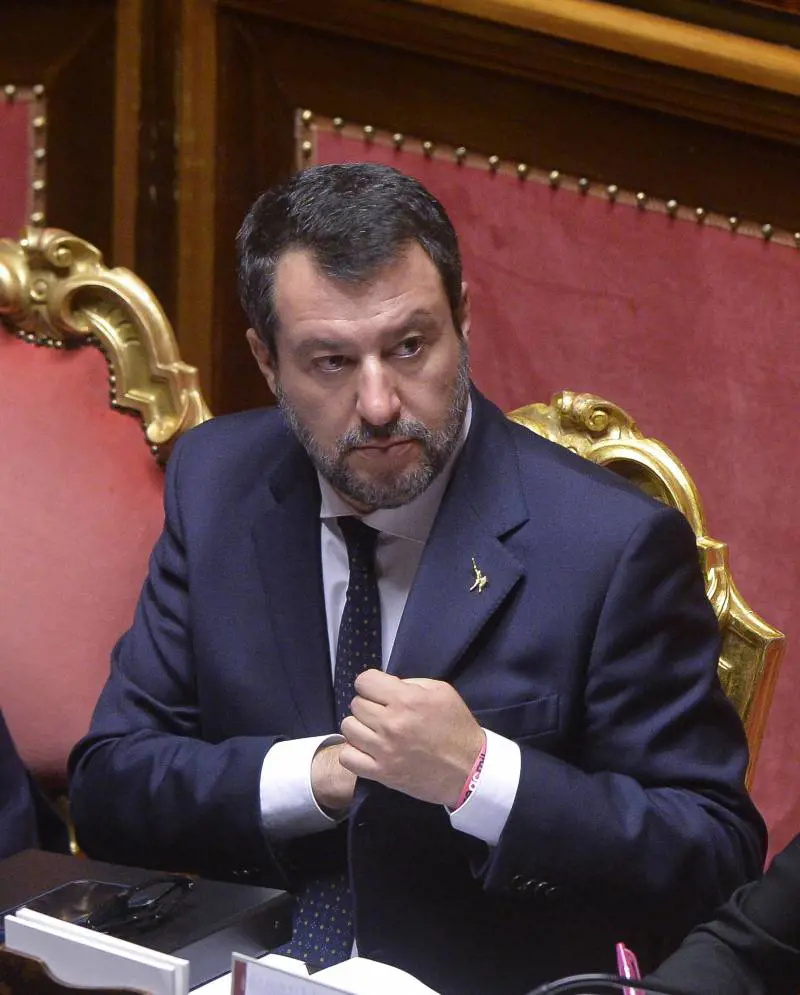 Il "flipper" Salvini tra ministero e Aula pianta le bandierine su contanti e Stretto