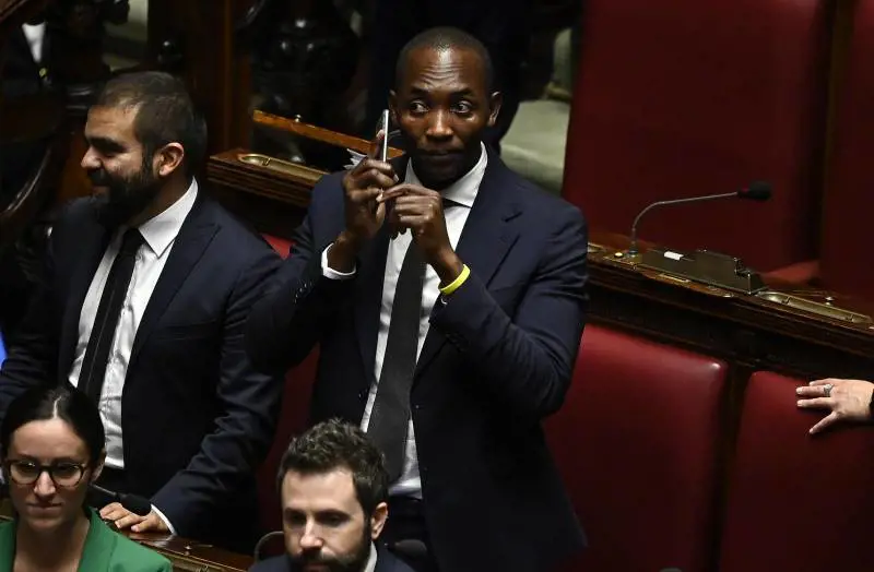 Un giro d'affari milionario nella coop di famiglia. La suocera sotto indagine