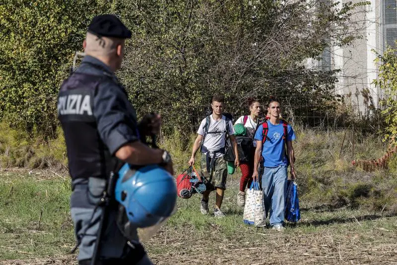 Arriva il pugno duro per i party selvaggi: fino a 6 anni di carcere, multe e sequestri. "Mai più miopi e inermi"