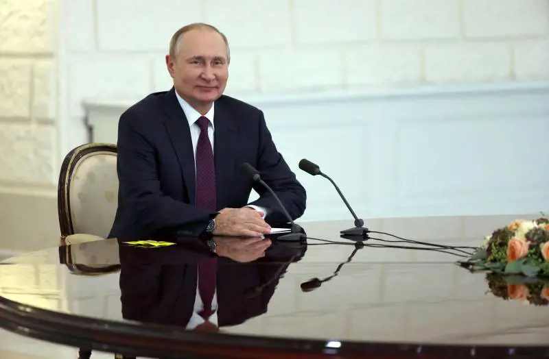Putin chiama Erdogan: ecco come può riaprirsi la partita del grano