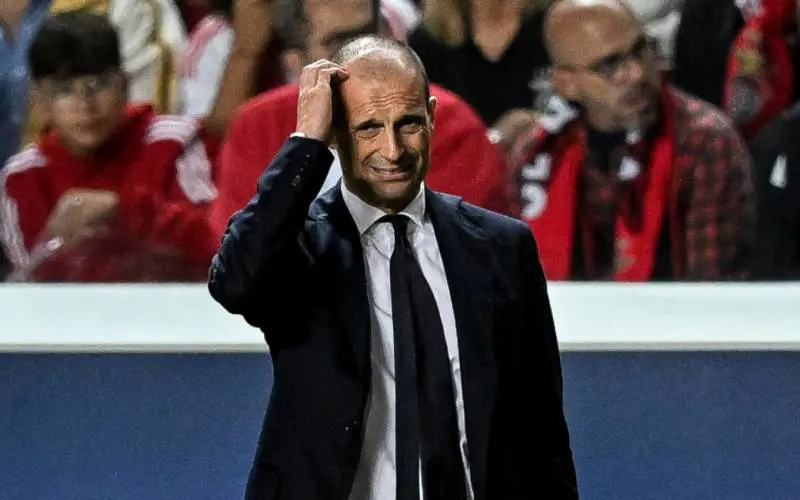 Allegri ironizza sulla cravatta ma Grassani è dalla sua parte