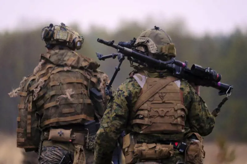 I Marines Usa si esercitano a Porto Rico: cresce l’ombra del conflitto con il Venezuela