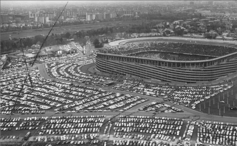 Il "Meazza" non si tocca. Milano tuteli il suo passato