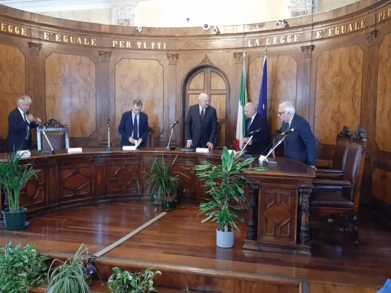 "Le selezioni le fanno gli scafisti". La lezione di Nordio alla sinistra