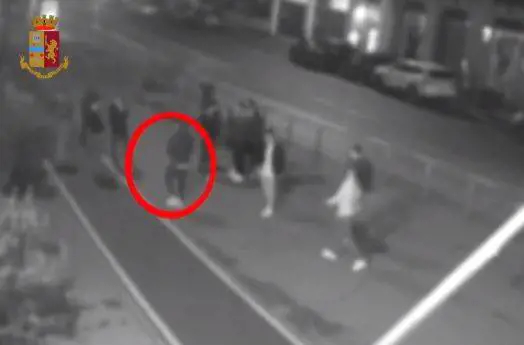 La rissa, poi le coltellate: la violenza della movida milanese