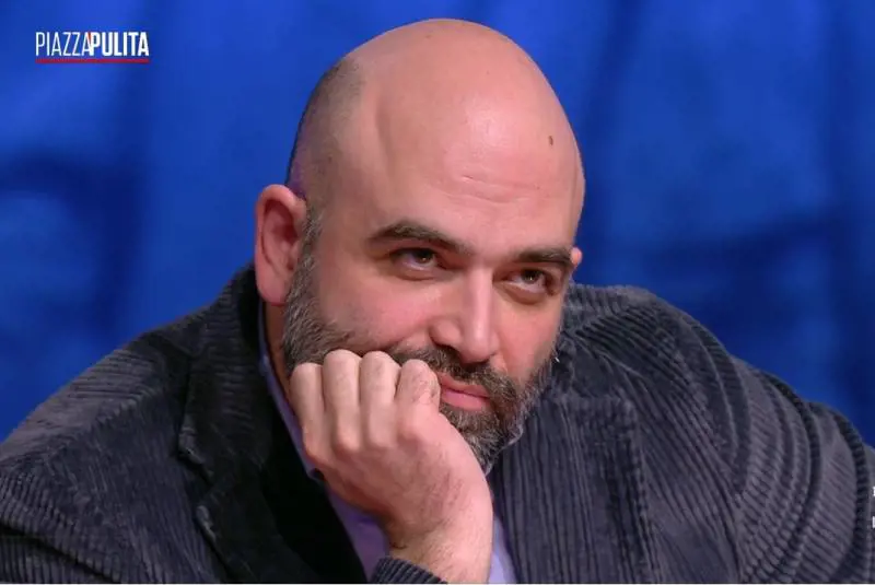 "Offendi le forze dell'ordine". Salvini zittisce Saviano
