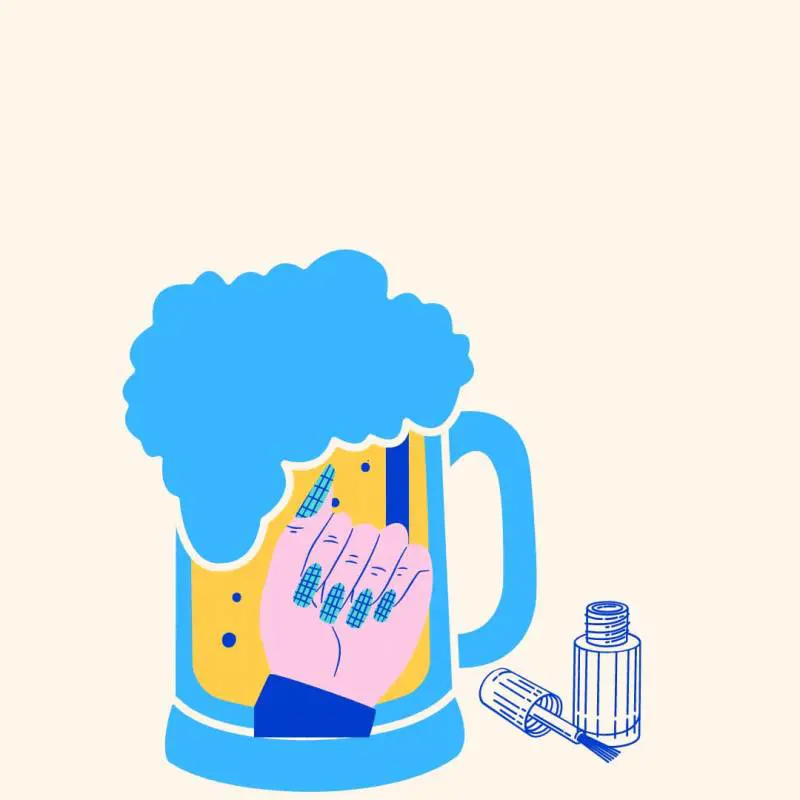 La temperatura ideale per bere la tua birra? Te la dice lo smalto da manicure