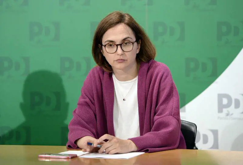 "Basta con le correnti del partito, vanno sciolte"