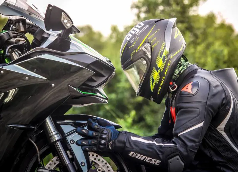 La mannaia dell'inflazione sulle moto