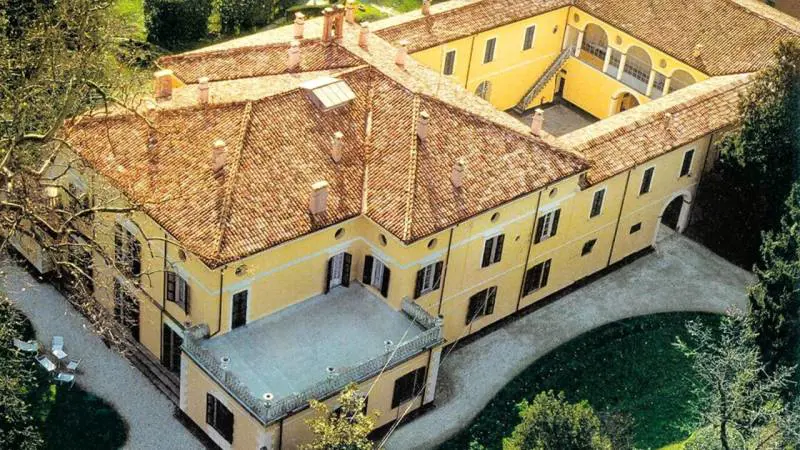 Un coro compatto per salvare Villa Verdi. "Fondamento dell'identità nazionale"