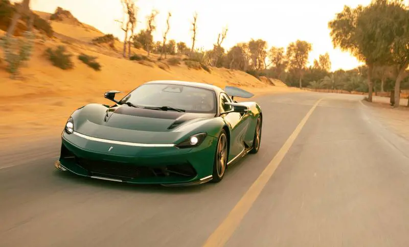 Pininfarina Battista, l'elettrica da 1,86 secondi