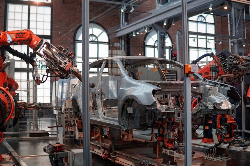 L’Automotive resta in panne. Basteranno i 2 miliardi di Stellantis?