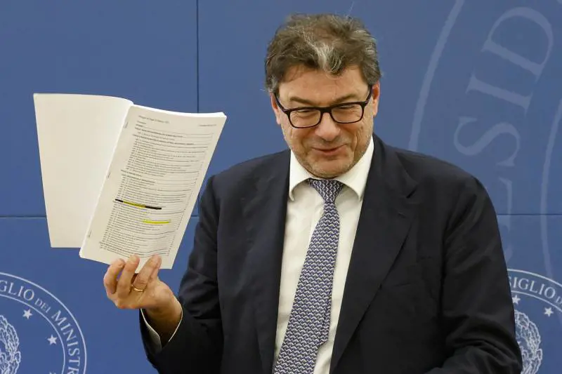 Legge di bilancio alle battute finali. Tasse e giustizia le prossime sfide del governo