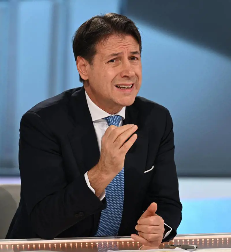 "Non era un condono". Ma il decreto sbugiarda Conte