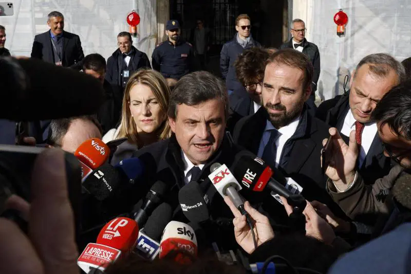 Terzo polo, le carte che smontano Calenda