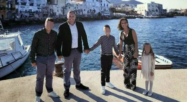 Si scava ancora nel fango per gli ultimi 4 dispersi
