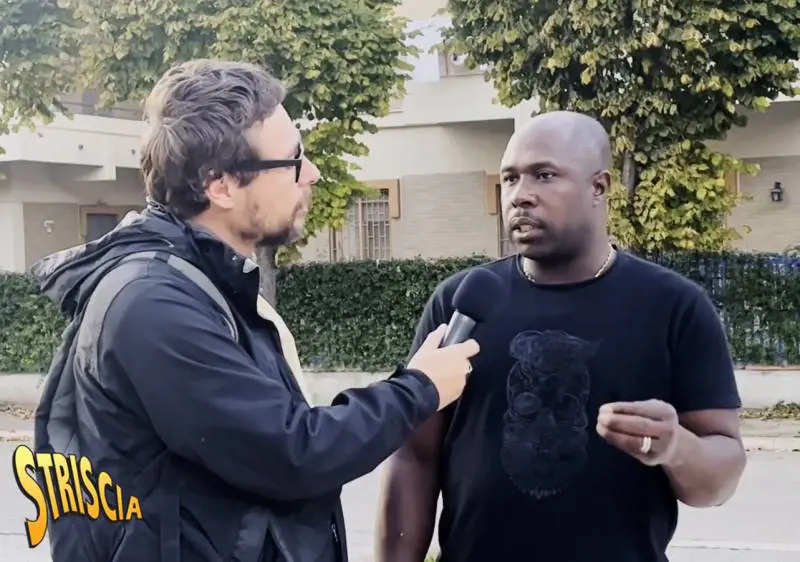 “I soldi c’erano, perché non li usava?”. Soumahoro ancora sotto accusa