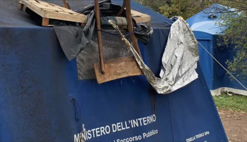 "Hanno distrutto tutto, non faccio più nulla per loro". Lo sfogo del sindaco di Trieste sui migranti