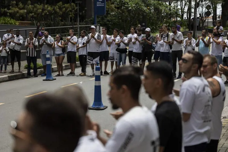 "La nazionale oggi deve vincere per lui. Ogni volta che gioca, Pelé si sente meglio"