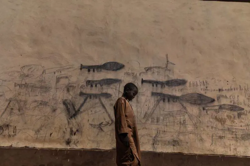 Resilient, la mostra di Gualazzini che svela l'Africa che preferiamo ignorare