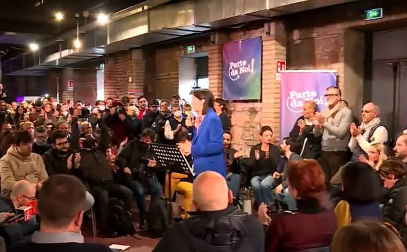 Rocco Tanica di Elio e le Storie Tese gela i dem: "Bella Ciao ha rotto il ca**o"
