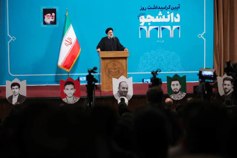 "Inimicizia contro Dio". E l'Iran impicca il primo manifestante