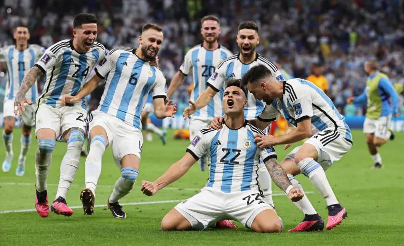 Al tango mondiale di Leo danzano i due Martinez. L'Argentina può sognare