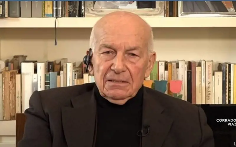 Il "grande vecchio" Bertinotti gela i partiti: "Se volete avere un futuro, ora scioglietevi"