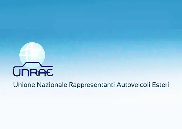 L'avvertimento dell'Unrae: "Per l'Italia serve un percorso di riconversione industriale"